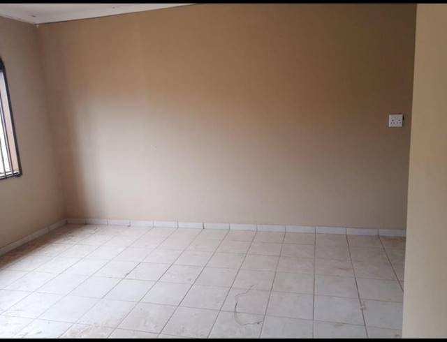 2 BEDROOM HOUSE FOR SALE IN RANDFONTEIN SOUTH